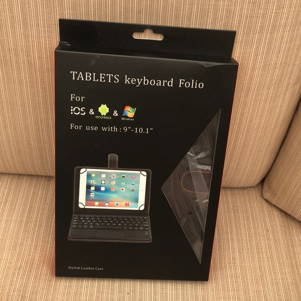 !NEW! Leather Tablet Case W/Keyboard